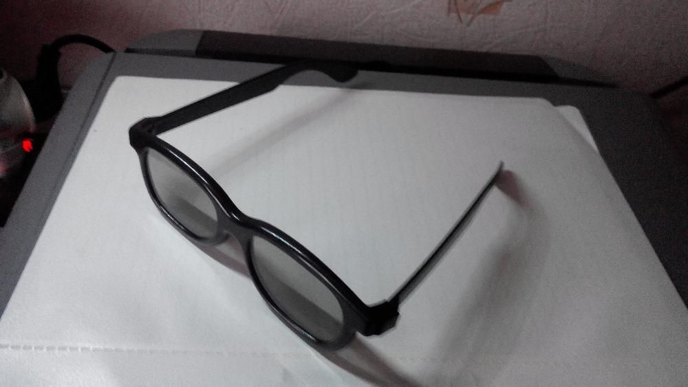 Пассивные поляризационные 3D очки