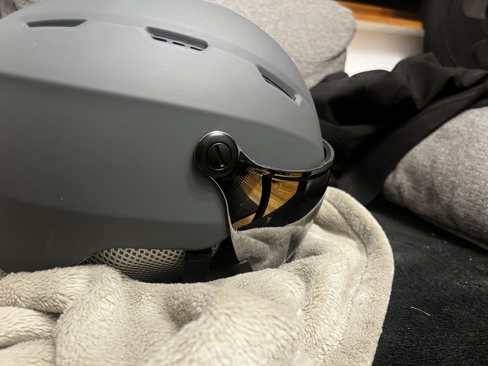 Nowy Kask Snowboard/Narty Wadze Rozmiar M