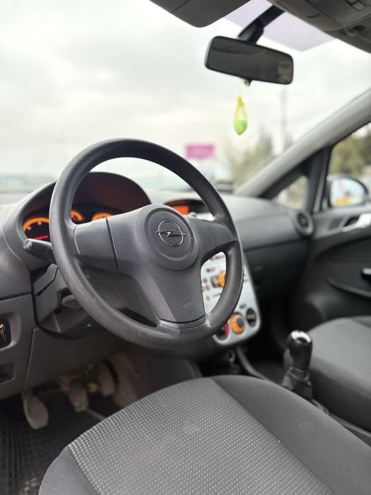 Na sprzedaż Opel Corsa 1.3D /długie opłaty/nowe zaweszenie/zamiana