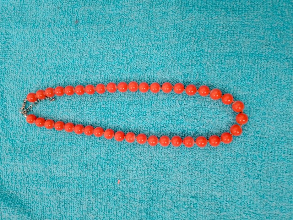 Лот біжутерія ципочки , буси , кільця , кулони .