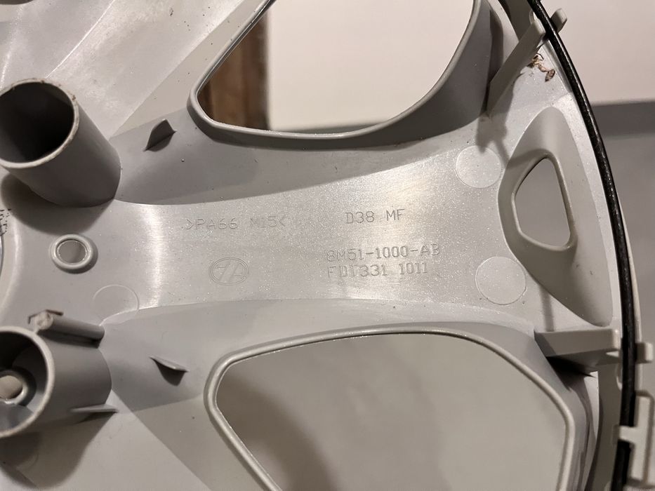 Nowe kołpaki 16” - Ford Mondeo Mk 4