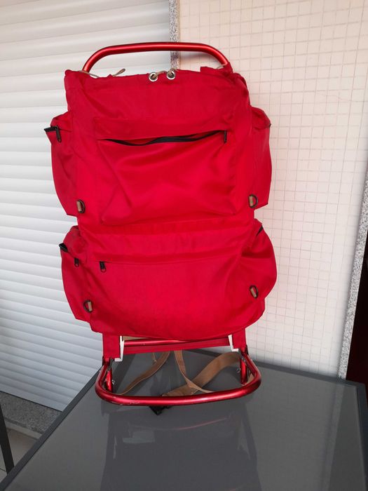 Mochilas ultra leves, cada 25 euros.