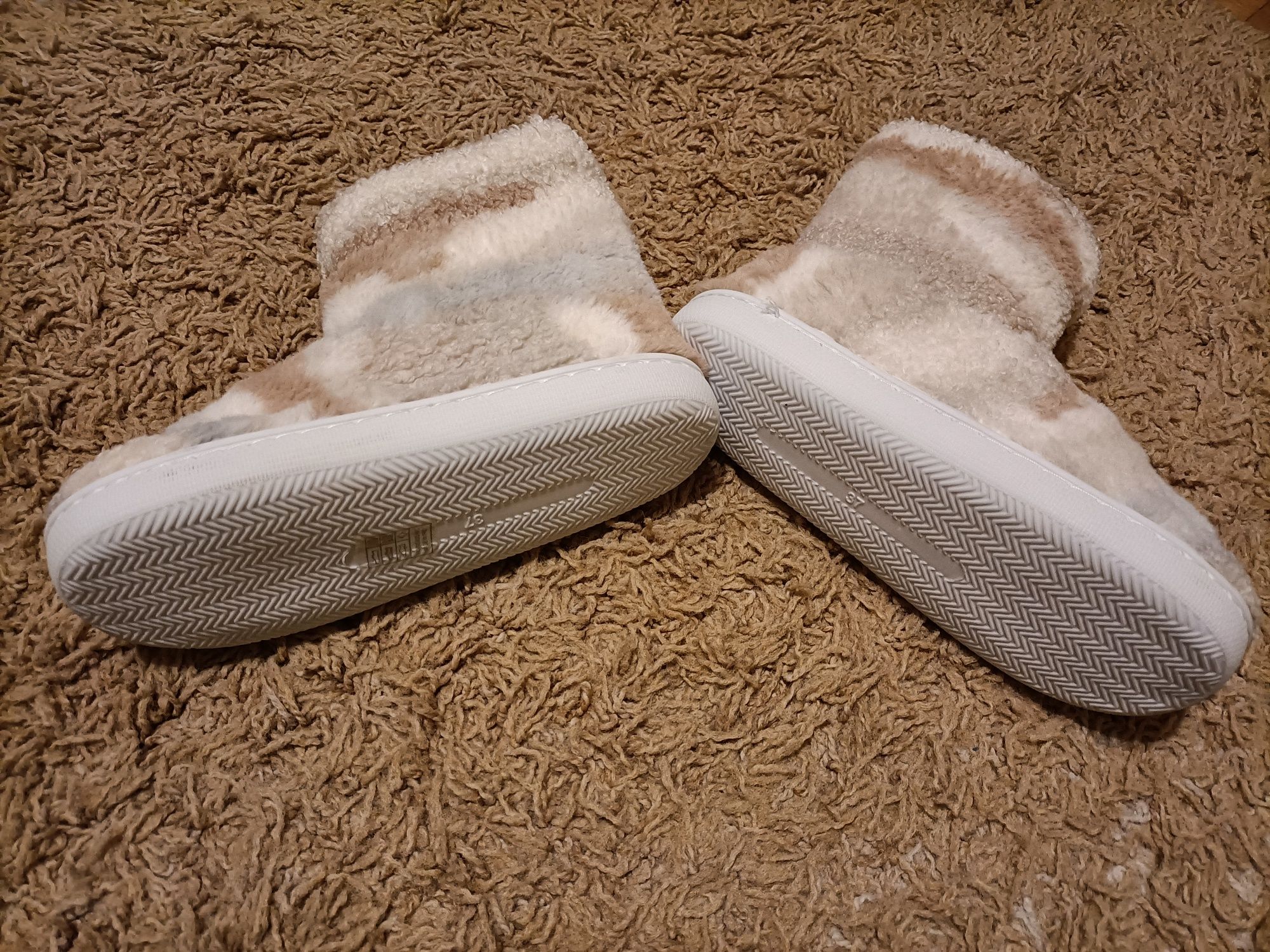 Pantufas da marca Natura