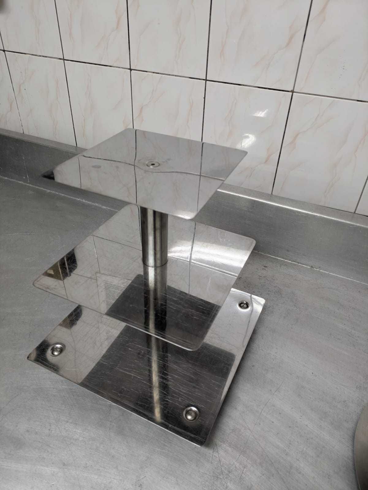 Stojak kwadratowy 3 piętrowy