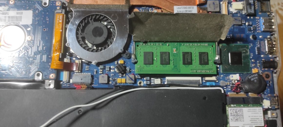 Ноутбук  Samsung np530u3c