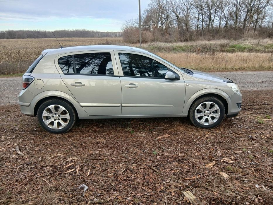 Продам автомобіль Opel Astra