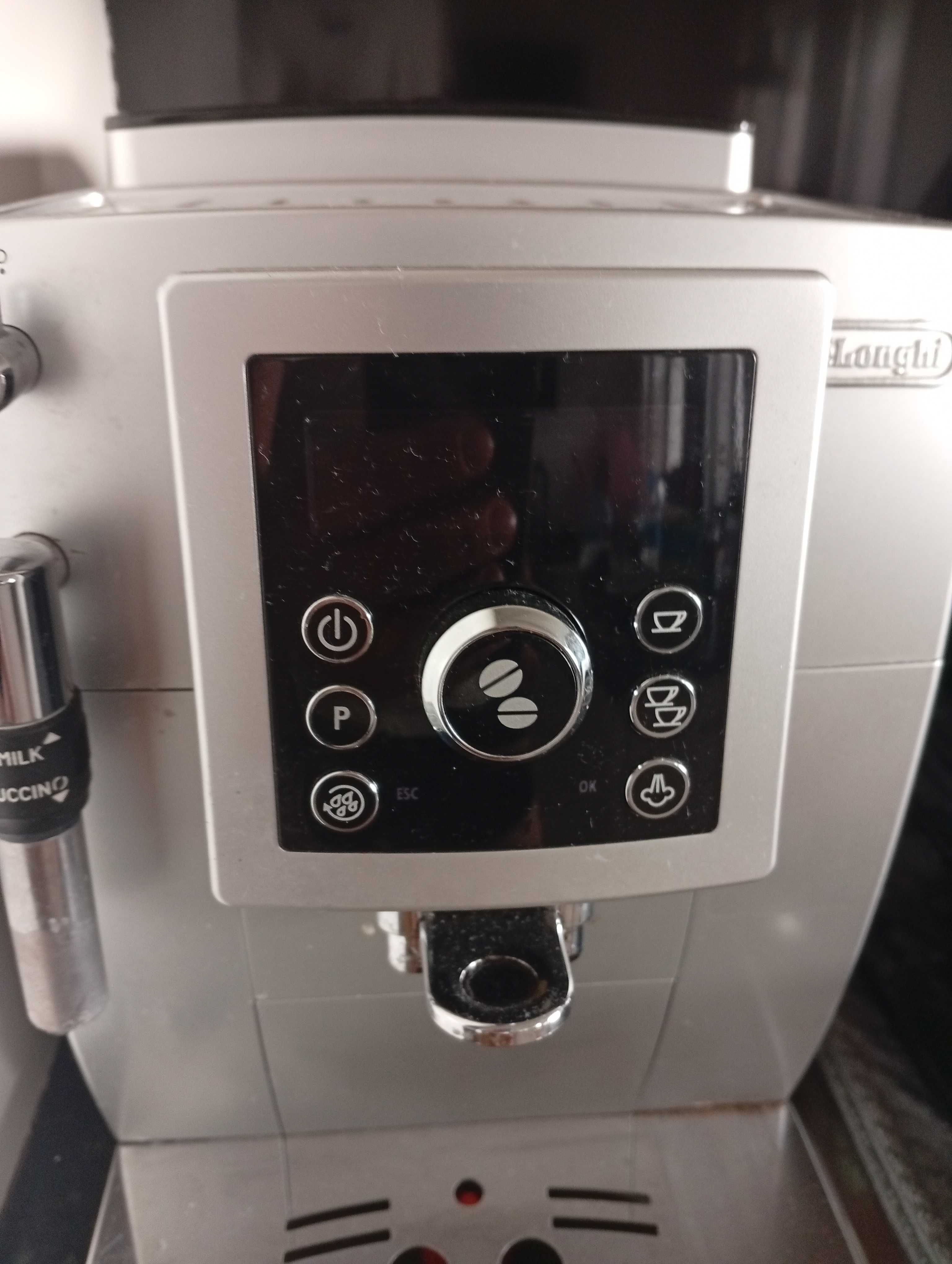 Automat do kawy DeLonghi