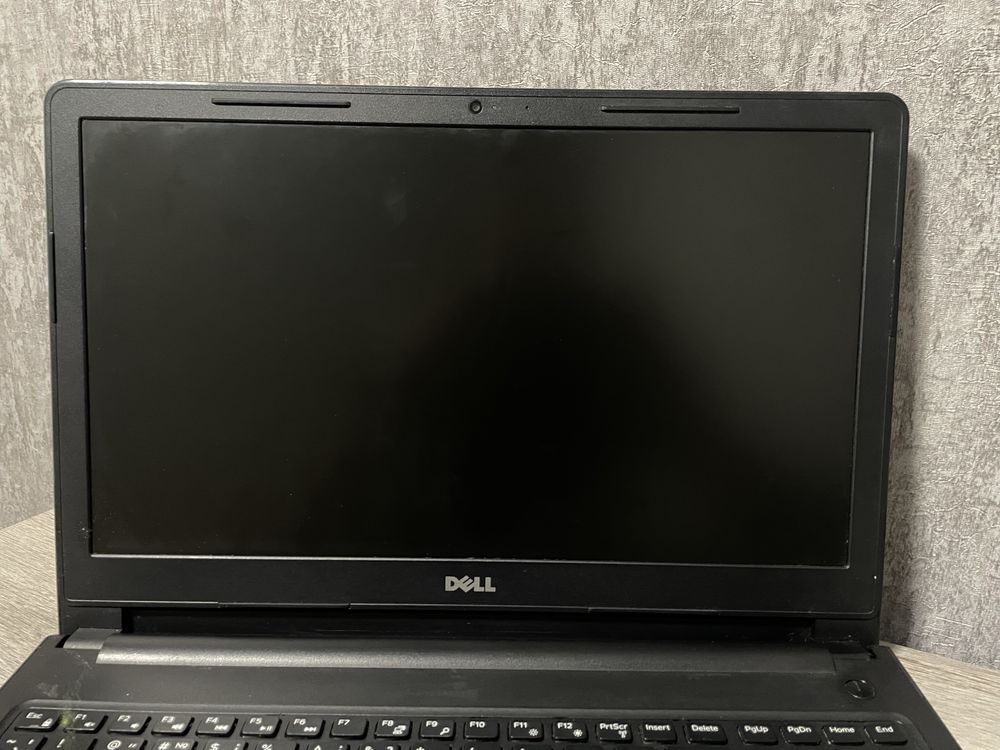 Ноутбук Dell Inspiron 15-3567 i3