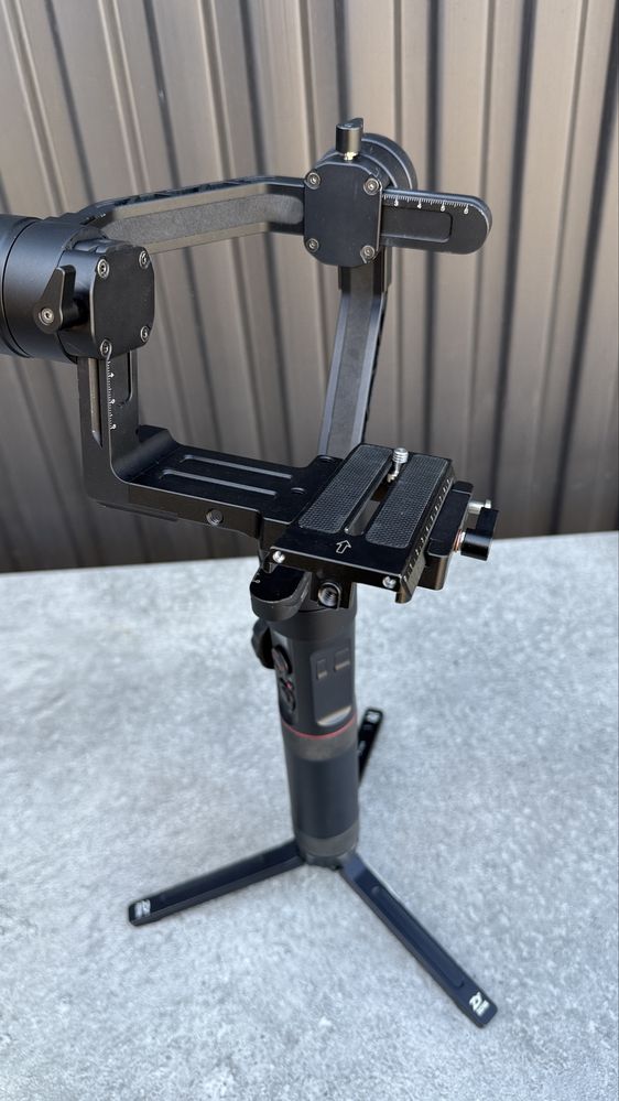 Zhiyun Zhiyun Crane 2 - kilka razy używane