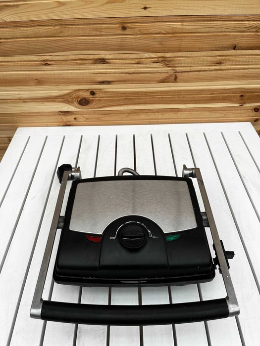 Tarrington House CG1800 Grill elektryczny 1800 W