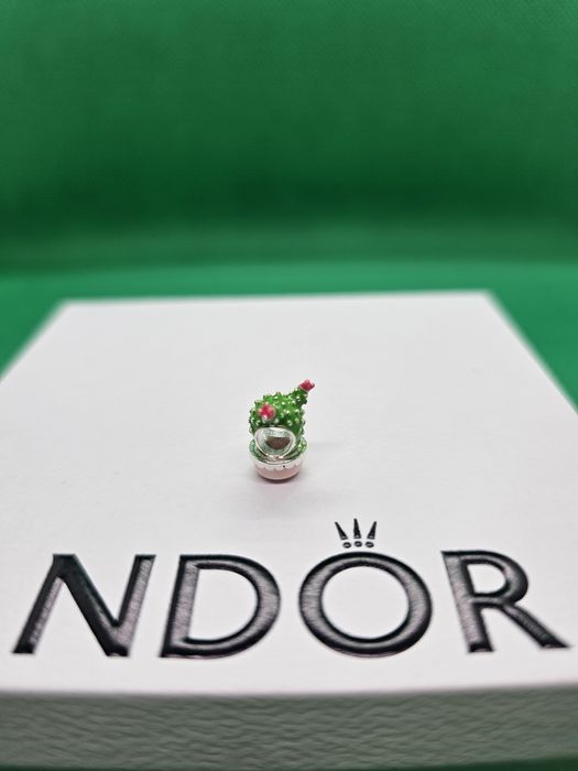 Charms do bransoletki Pandora