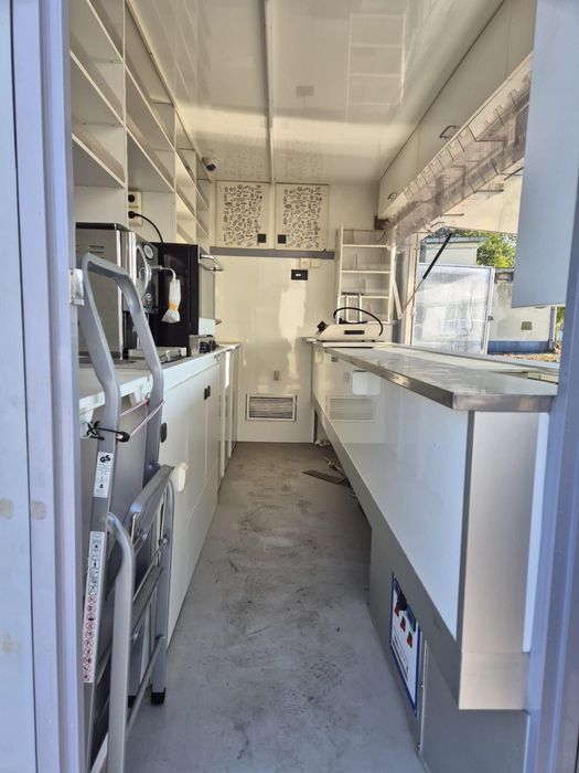 Mercedes-Benz Sprinter Food Truck, 2016, Novo, 200 km