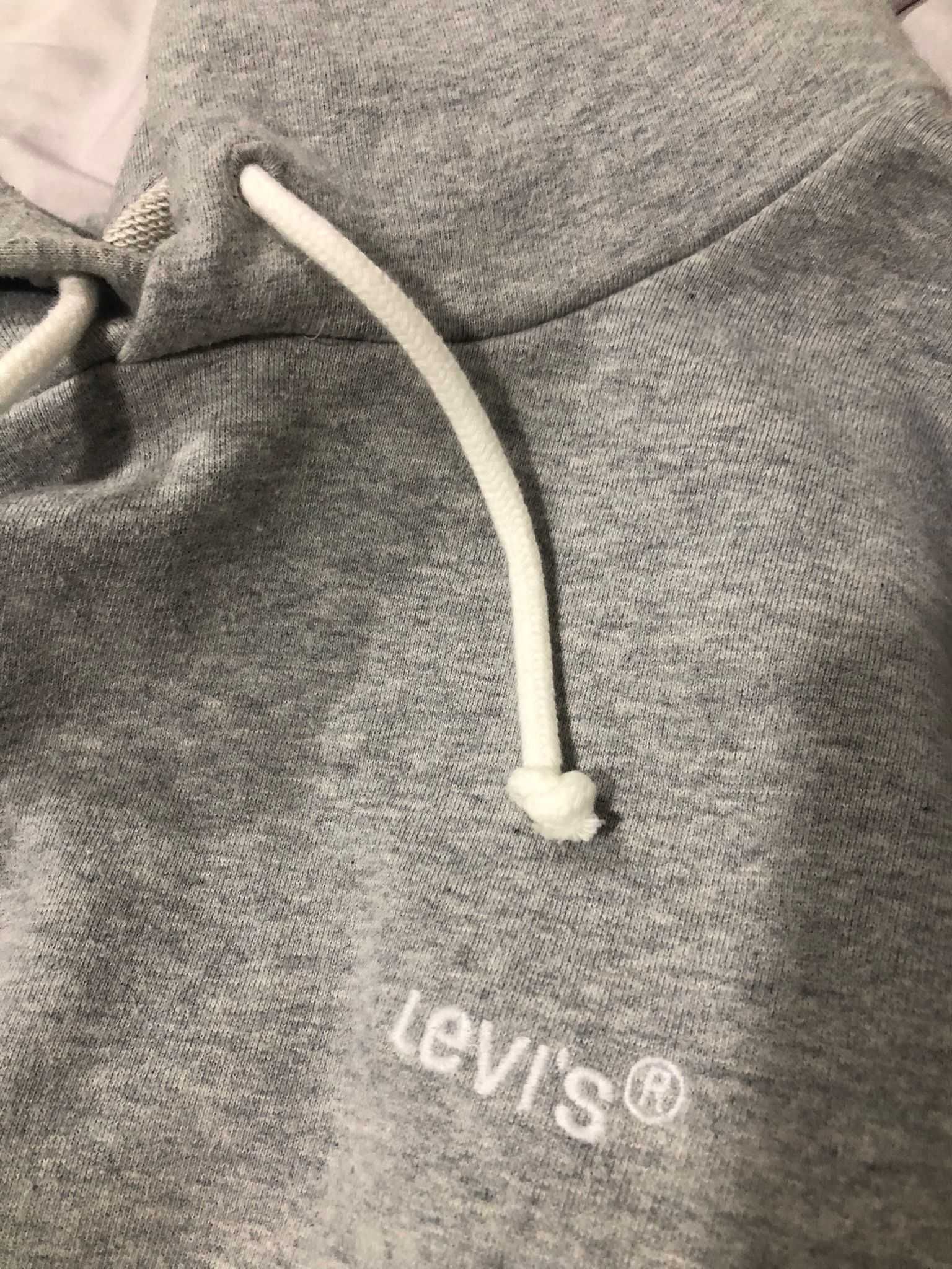 Sweat Levis Cinza