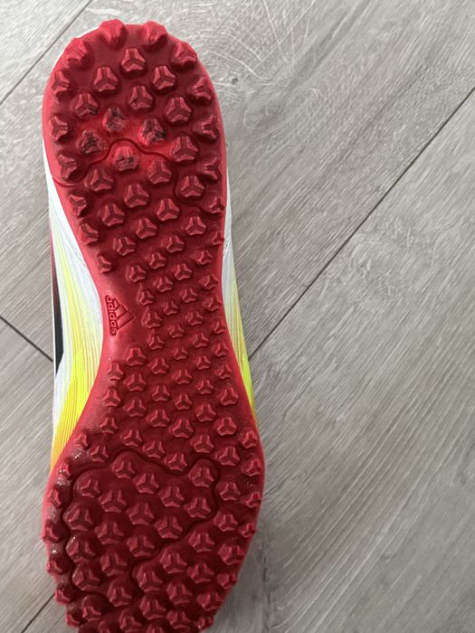 adidas F50 League TF – białe. 44 2/3
