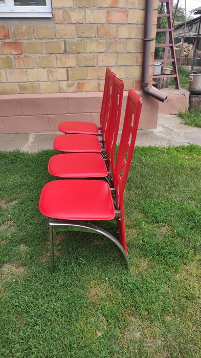 Стільці кухонні хромовані