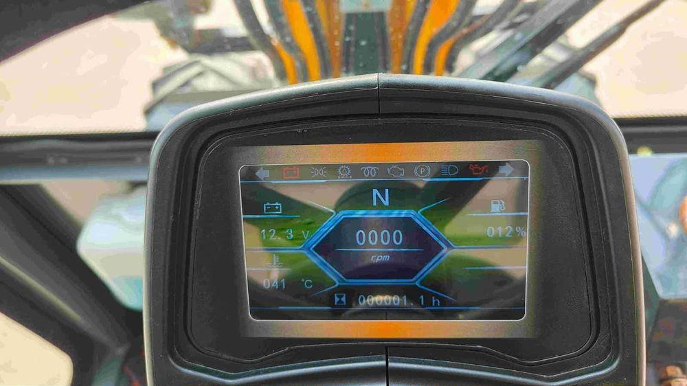 Nowa ładowarka teleskopowa Bultra K1090T silnik Kubota miniładowarka