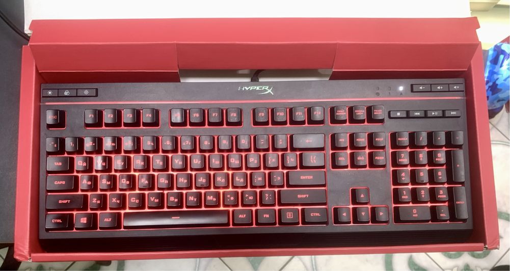 Игровая клавиатура HyperX alloy core rgb