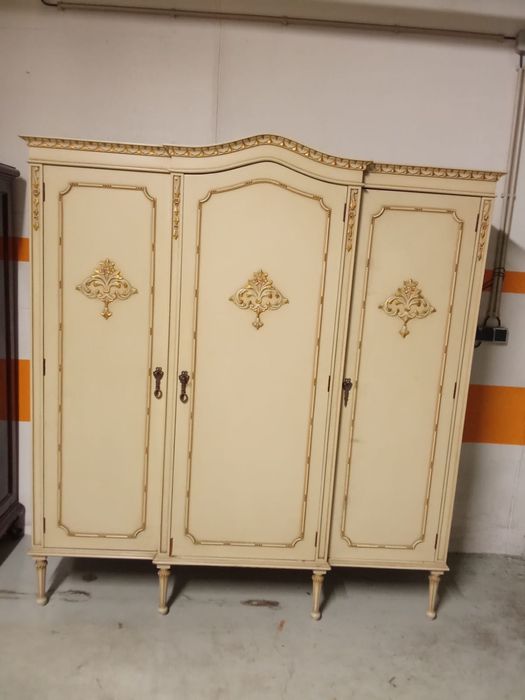 Armario guarda fatos branco lacado antigo