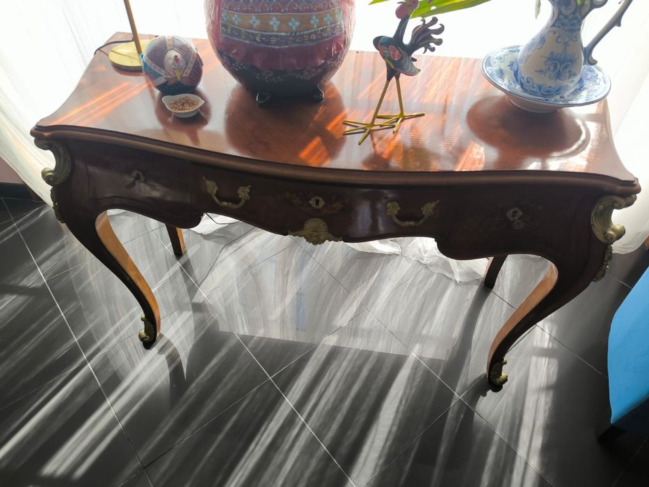 Consola estilo Luís XIV