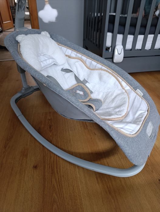 Leżaczek Bujaczek Ingenuity owieczka