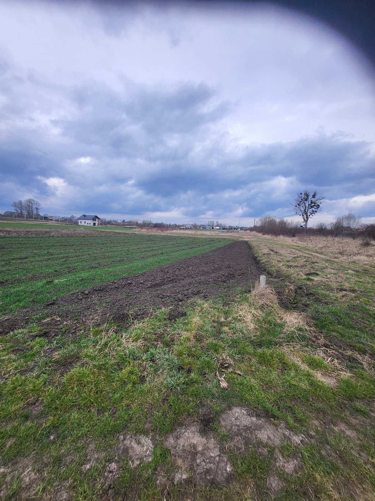 ділянка під будівництво , розвинене село біля Львова