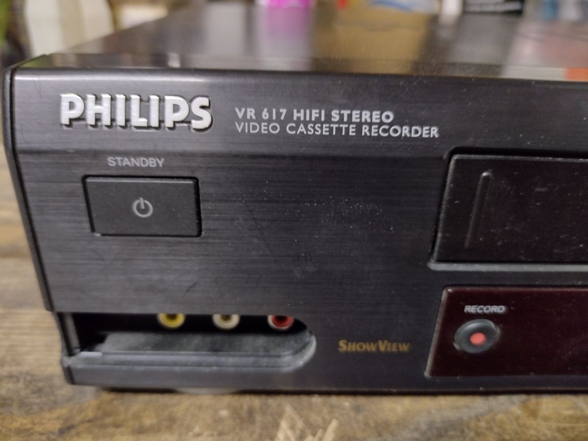 Magnetowid Philips VR617