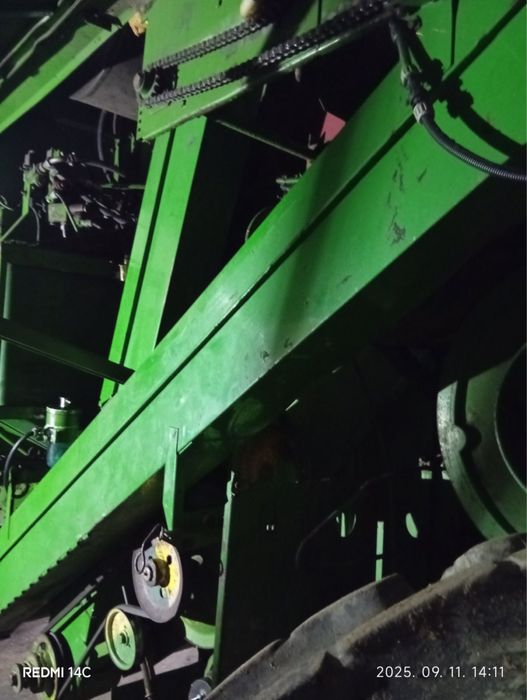 Комбайн джон дир