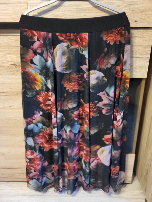 Spódniczka marki solar