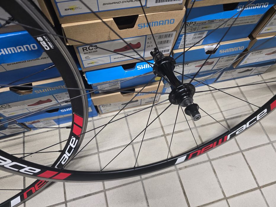 Rodas New race de estrada de calco