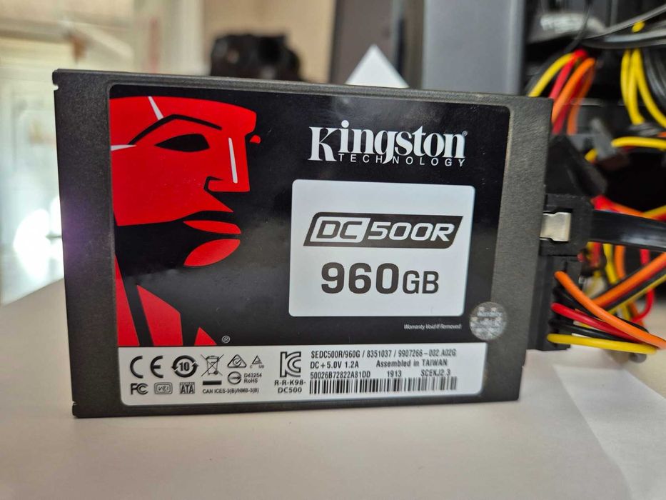 SSD  Kingston DC500R 960 GB  2,5"  SATA rev. 3.0 Data Center