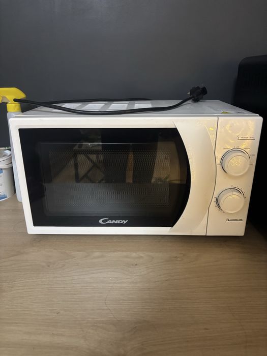 Микроволновка Candy CPMW 2070M