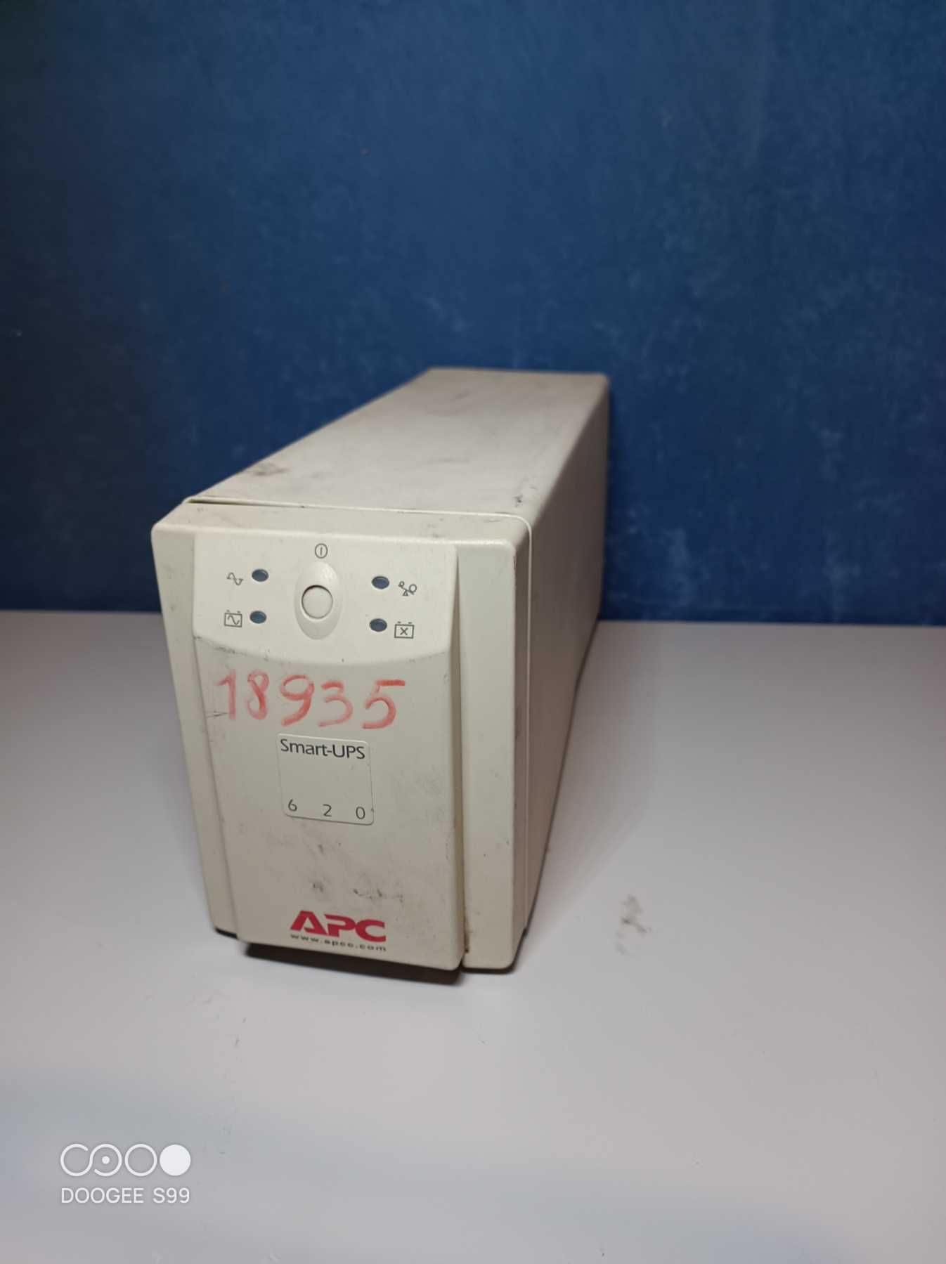 Источник бесперебойного питания,упс,ups,apc 620w,smart