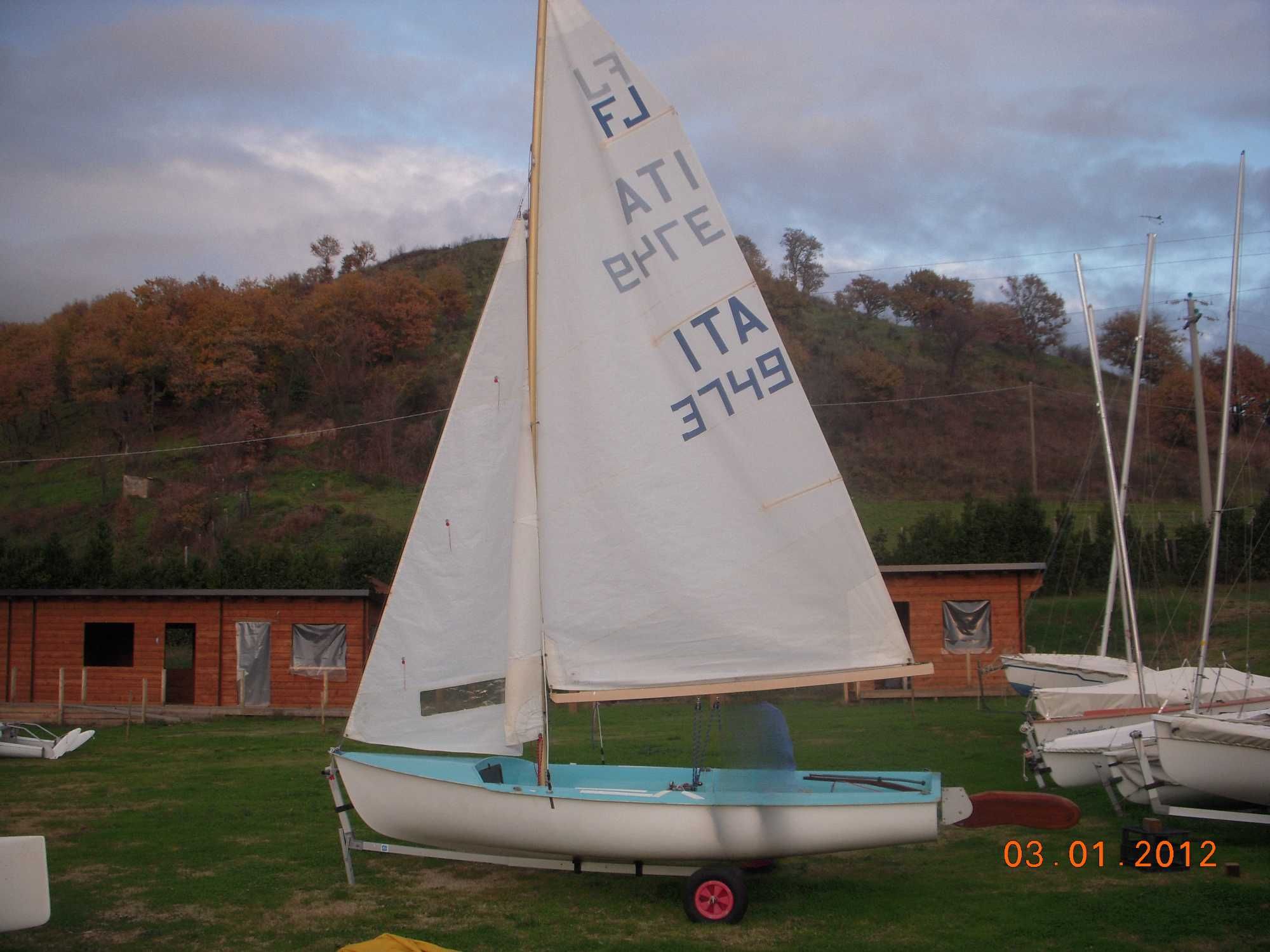 Vela ligeiro - Flying Junior