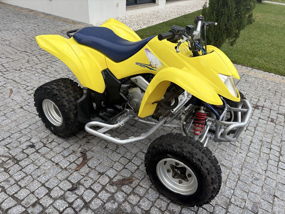 Moto 4 Suzuki Ltz 250