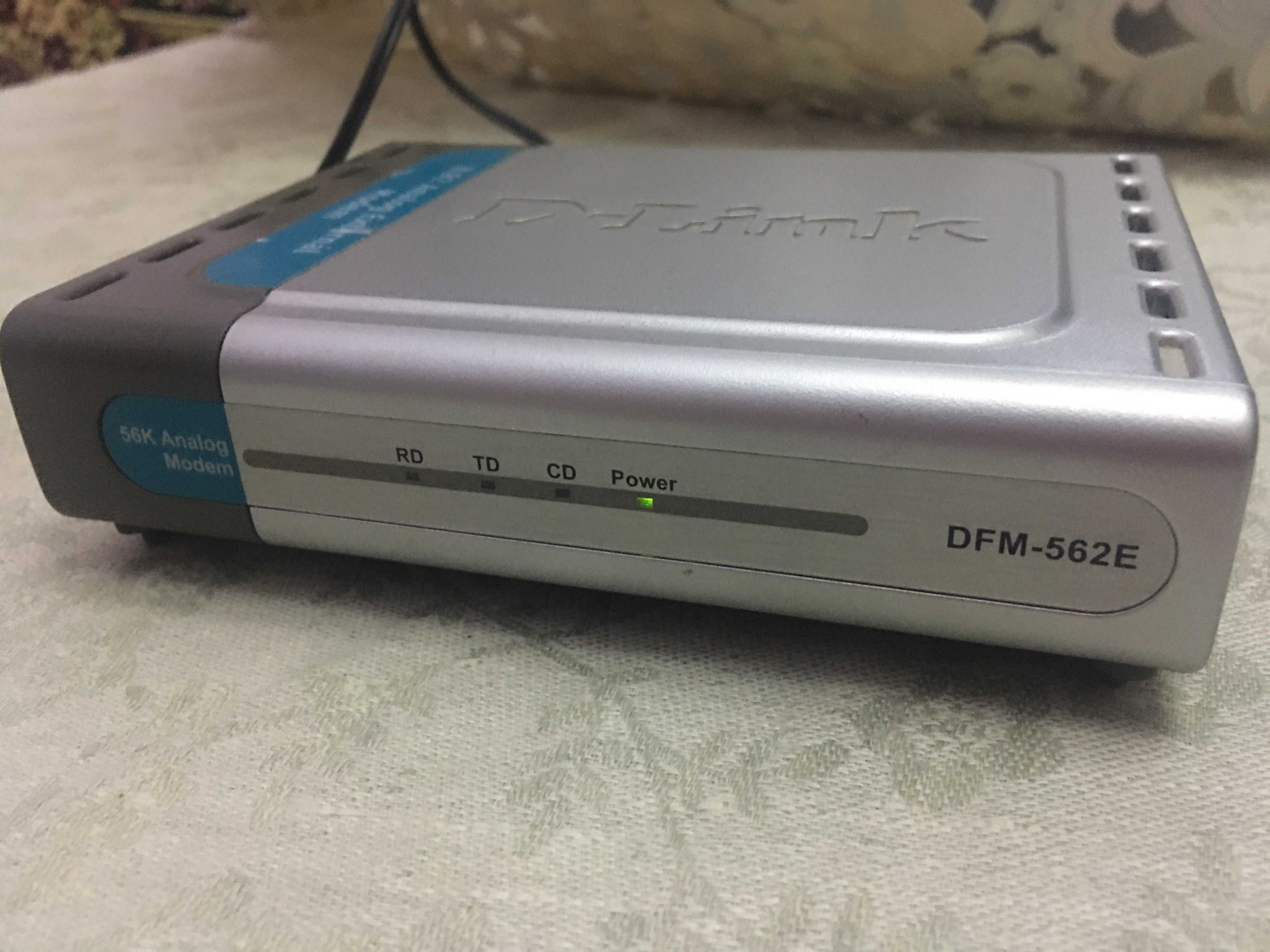 Модем аналоговий D-Link DFM-562E