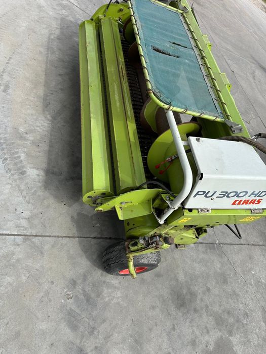 Podbieracz do trawy Claas PU 300 HD ,jaguar nie john deere.new holland