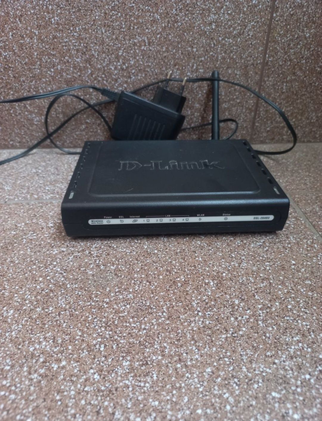 Роутер DLink  DSL 2640U