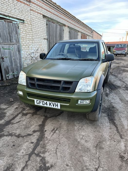 Продаж тільки для війскових Isuzu rodeo