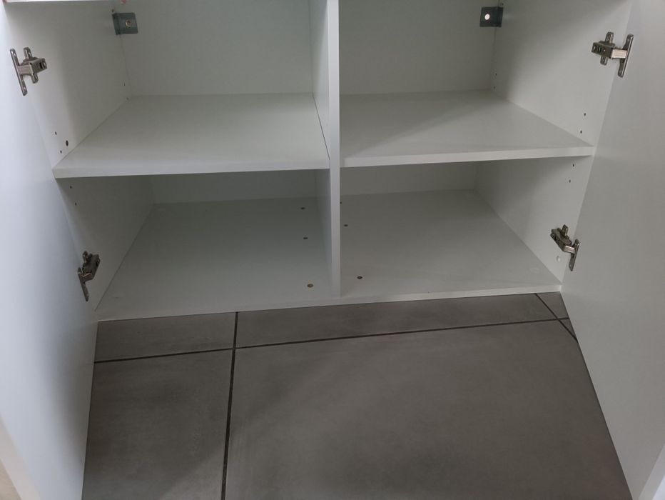 Sprzedam szafkę tak jak na zdjęciach