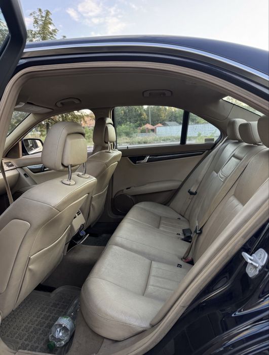 Обмін  мерседес с220