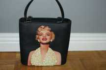 Torebka torba z Marilyn Monroe kuferek czarna duża krótkie rączki