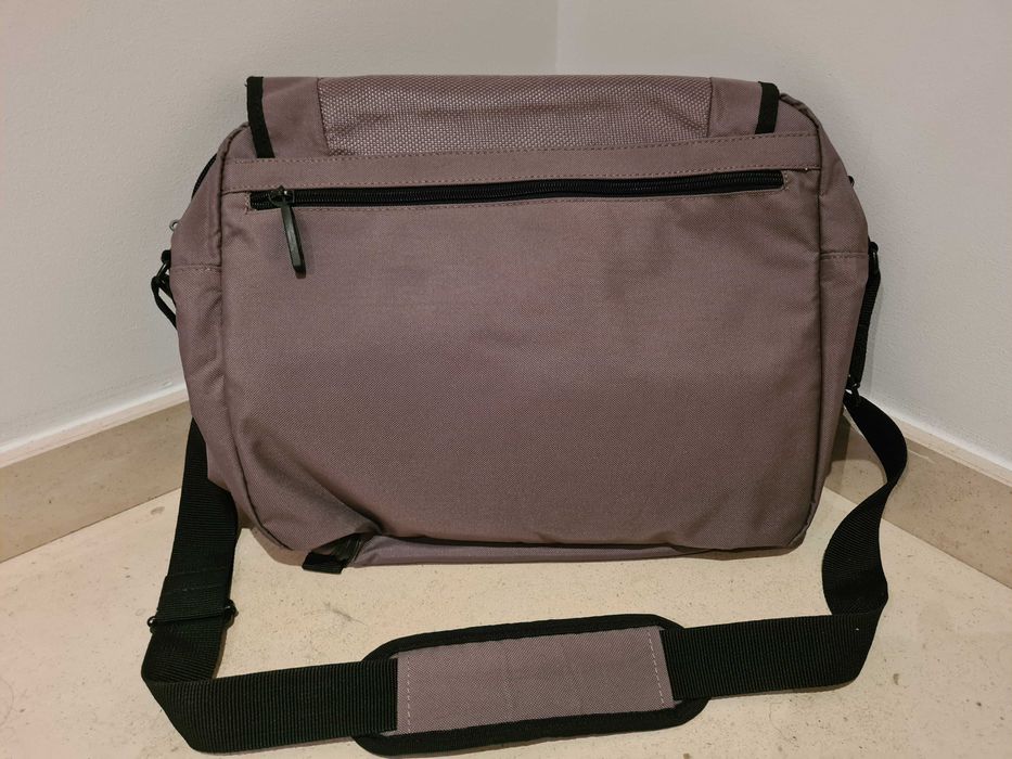 Bolsa a tiracolo da marca Samsonite