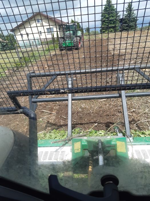 Wycinka drzew mulczowanie koszenie traw nieużytków czyszczenie terenu