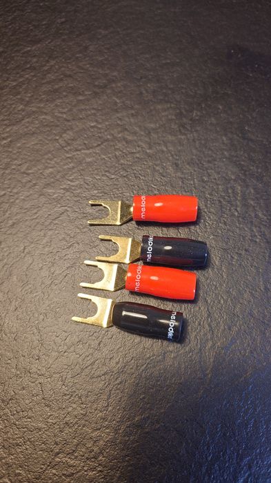 Wtyki widełki głośnikowe Melodika MDSPA16