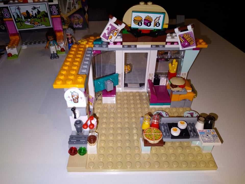 41349 lego friends klocki wyścigowa restauracja  przesyłka 5zł