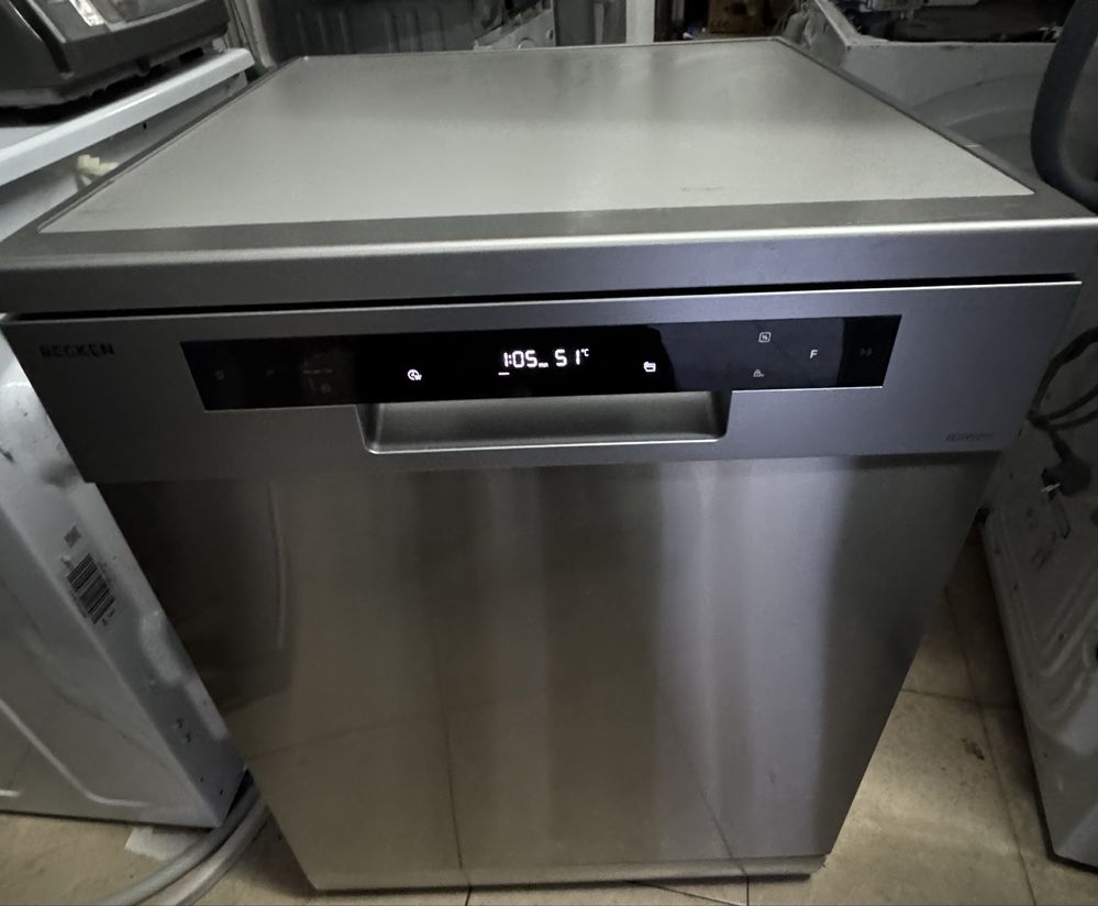 Máquina de Lavar Loiça BECKEN BDW5296 IX (13 Conjuntos ( NOVA)