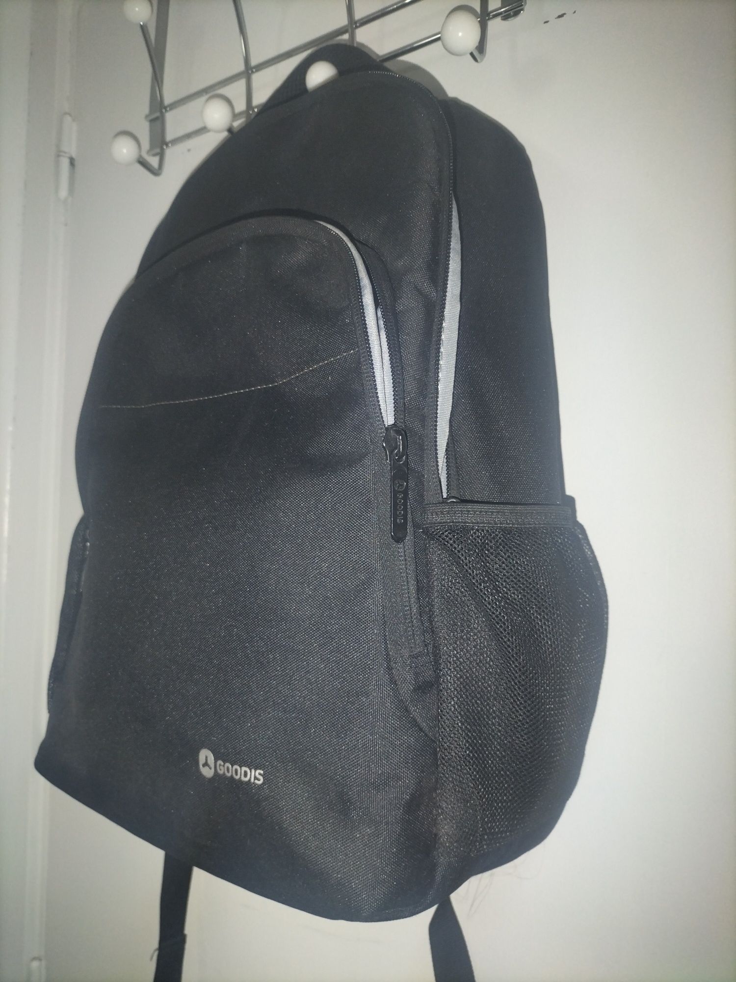 Mochila da Goodis como nova