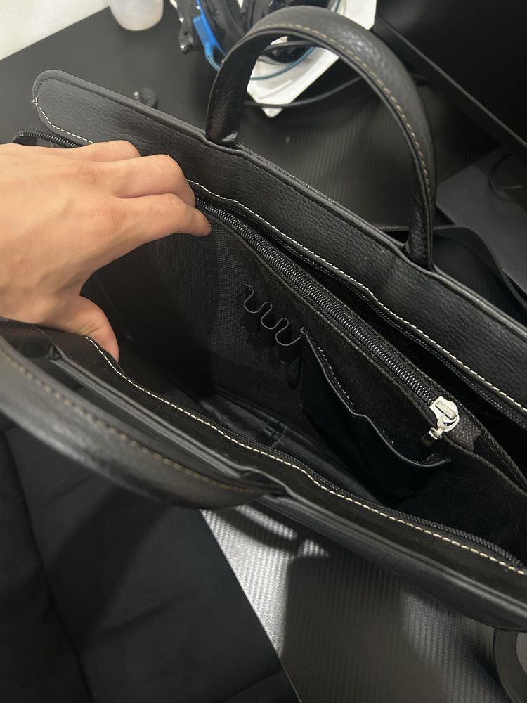 bolsa com alça em couro nunca usada