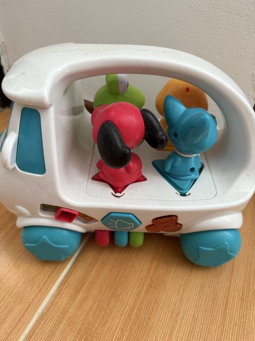 іграшка музикальна автобус