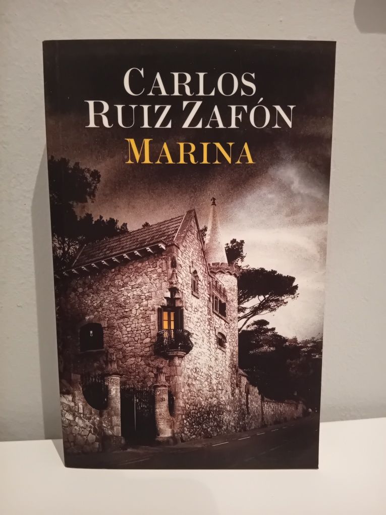 Carlos Ruiz Zafon Marina